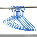 Percha de alambre plástico plateado Metal azul lavandería